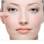 Как да премахнем бръчките около очите