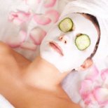 Почистващи и подхранващи маски за лице и коса