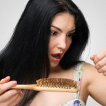 Какви са причините за загуба на коса?