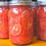 Как се приготвят и стерилизират белени домати