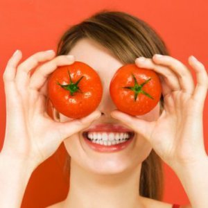 Подхранваща маска за лице с домати