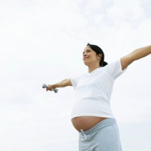 Важни правила при тренировките по време на бременност