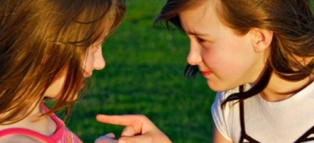Как да разрешите ефективно конфликт между децата