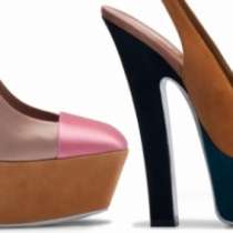 Пролетните обувки на Yves Saint Laurent за 2012