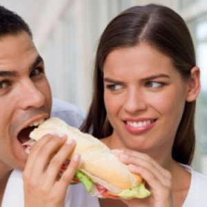 Кои са мъжките навици, които дразнят жените
