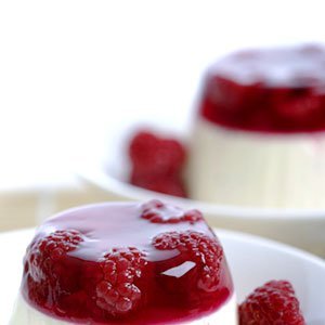 Йогурт десерт с желирани плодове