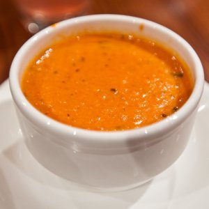Гъбен сос с домати