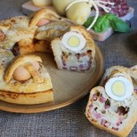 Може да украси и вашата Великденска трапеза: Шарено великденско хлебче, пълнено с яйца