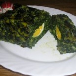 Пролетно руло със спанак и варени яйца - порция зелено настроение на трапезата