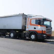 Катастрофа между два камиона затвори входа на Бургас