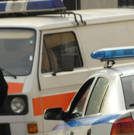 Труп в кола разтревожи квартал "Дружба" в София