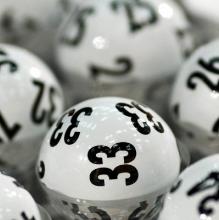 Пенсионер спечели джакпота от лотарията за втора поредна година