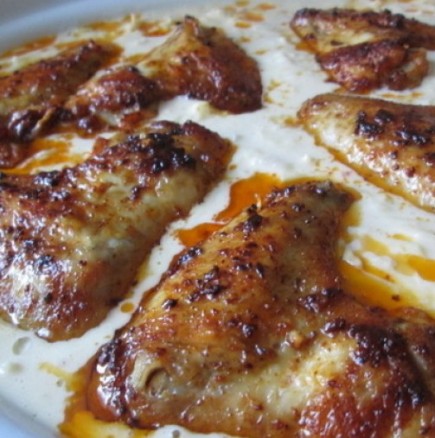 Рецепта на деня: Обезоръжаващо сочно пиле в сос от настъргани картофи