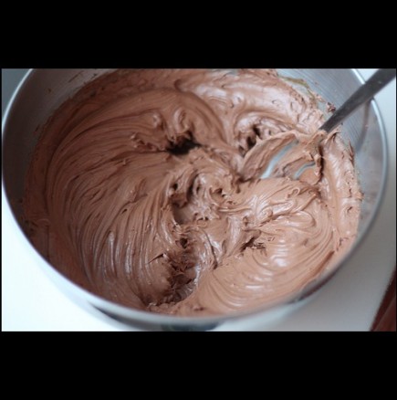 Как да си направите перфектният шоколадов крем за торта