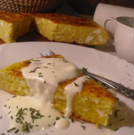 От кулинарната съкровищница на баба: Картофник със сирене - простичък и лесен, с изпитано добър вкус