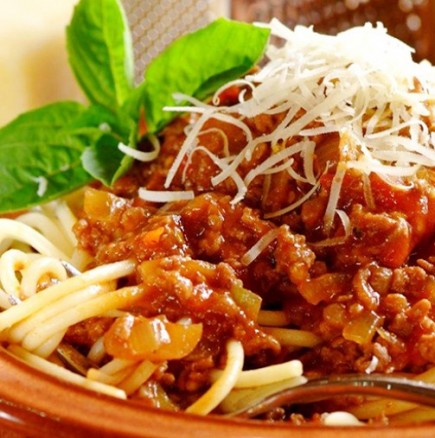 Готварски уроци: Как се правят спагети Болонезе?