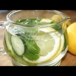 Краставицата с лимон ще ви помогне да стопите излишното от корема завинаги