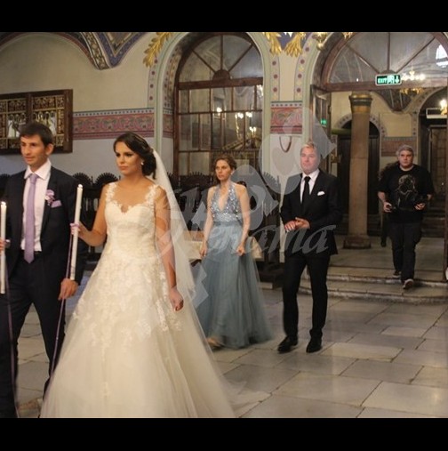 Тенисиста Сашо Лазов се ожени и доведе двама известни българи за сватбата си
