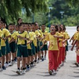 Ето такива са училищата в Северна Корея