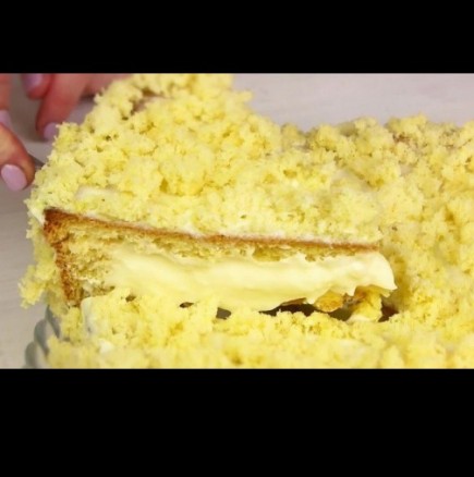Нова бисквитена торта, по която полудяха всички от първата хапка още