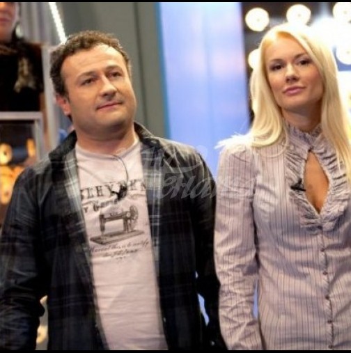 Рачков и Мария уловени в страстна поза на рождения ден на актьора