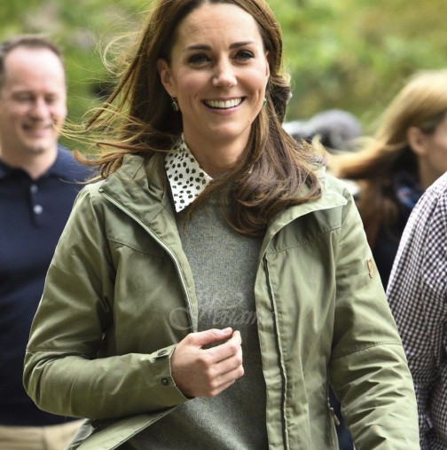 Кейт се завърна към кралските си задължения по-хубава от всякога след краткото си майчинство (снимки)