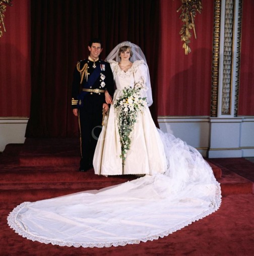 37-годишна тайна със сватбената рокля на принцеса Даяна беше разкрита