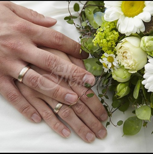 Девойка се омъжи за мъртвец точно преди да го погребат