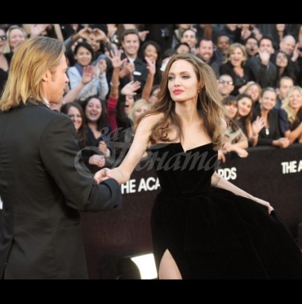 Брад Пит и Анджелина Джоли с ново съдебно дело