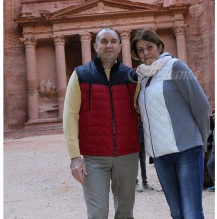 Румен и Десислава Радеви посетиха древния град Петра