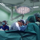 Български лекари спасиха 10-годишно момче с тумор 