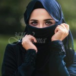 Невиждани снимки показаха как са изглеждали иранските жени преди ислямстите да завладеят страната