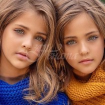 Ето близначките, смятани за наричани най-красивите момичета на света