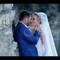 Антония Петрова се венча на тайна церемония за втори път. Вижте приказната рокля (Снимки):