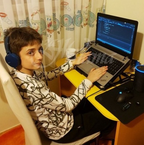 Българско момче-студент на 11 години си взе пърия изпит