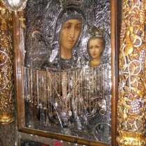 Ако запалите свещ пред Богородица в Асеновград, ще ви се сбъднат желанията!