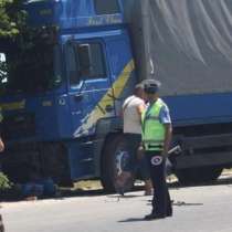 Пътен инцидент с ТИР, заради блокирала спирачна система, затруднява движението през Прохода на Републиката
