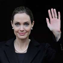 Анджелина Джоли спечели почетен \