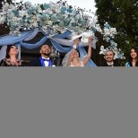 Нови снимки от звездната сватба на Софи Маринова и Гринго