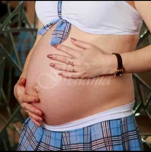 14-годишна ученичка разбра, че е бременна, едва когато роди у дома 