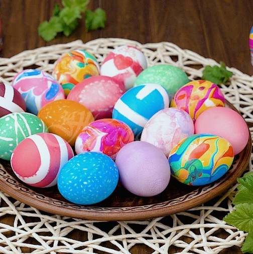 Страхотни и оригинални идеи как да боядисате най- красивите яйца за великден (видео)