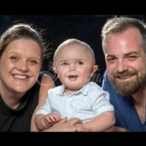Семейната снимка, която спаси живота на детето