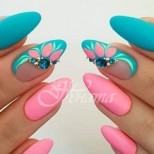 15 зашеметяващи маникюри, спиращи дъха това лято (снимки)