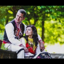 Наша шампионка показа, че е истинска българка: вдигна автентична сватба и облече народна носия (Снимки):