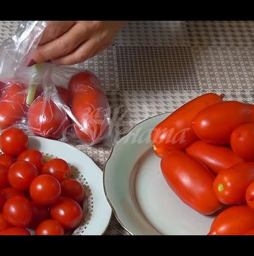 Изненадващо полезен съвет за съхранение на домати през цялата година