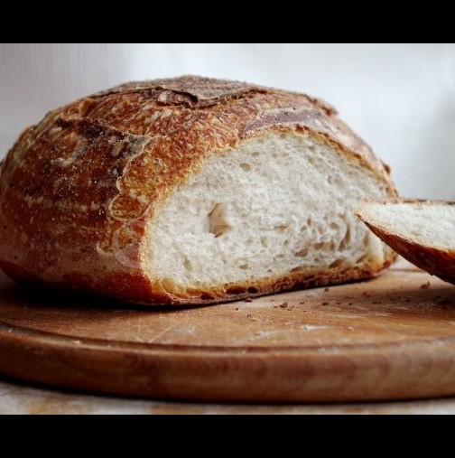 Вече стана ясно, белият или чирният хляб е по-вреден