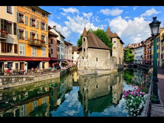Малки и красиви европейски градчета, които непременно да посетите (Снимки):