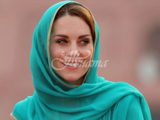Кейт Мидълтън в тоалет на арабска принцеса блесна отново в Пакистан: