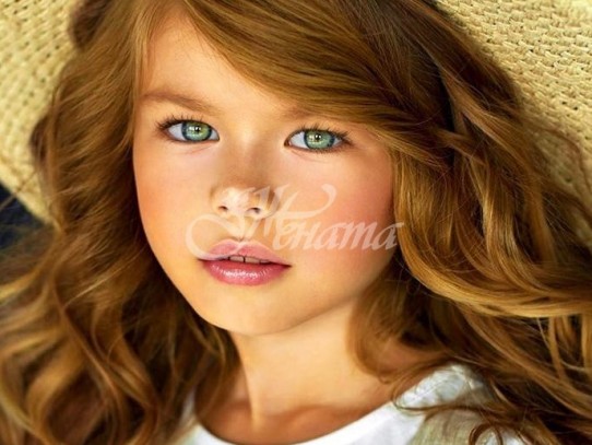 Най-красивото дете в света е от Русия - вижте малката Алина (Снимки):