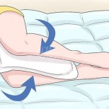 Защо е по-добре да спите през нощта с възглавница между краката
